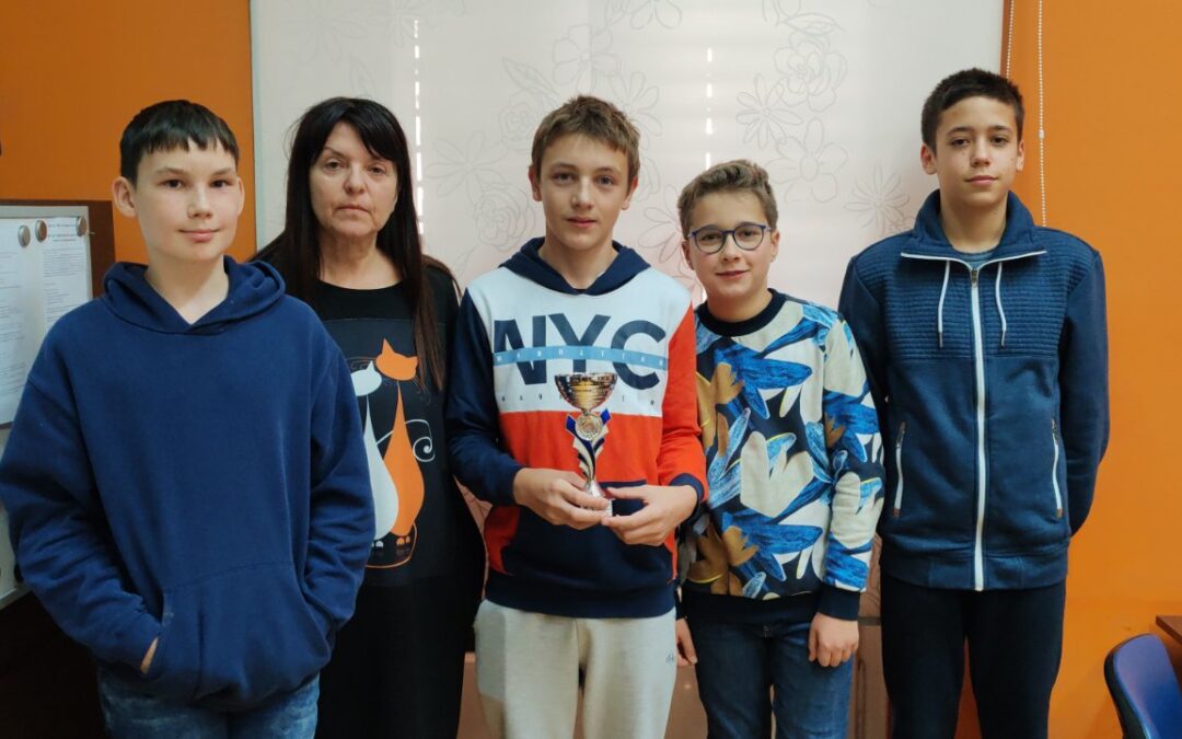 Gradsko natjecanje u šahu za dječake